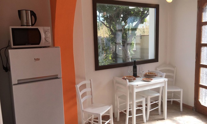 S'oru e Mari Villa | Three-room apartment on the ground floor, 1 minute from the beach. Between Cagliari and Villasimius.