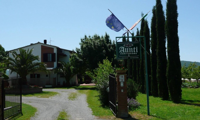 Orbetello Apartment | THREE-ROOM APARTMENT IN MAREMMA