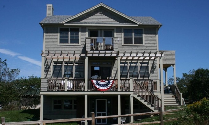 Block Island House | Three Sisters Cottage Block Island
