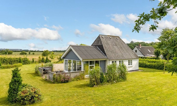 Bredebro House | "Thrine" - 24km from the sea by Interhome