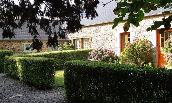 Begard Cottage | Ti Sistr - Charming country cottage - Pink granite coast