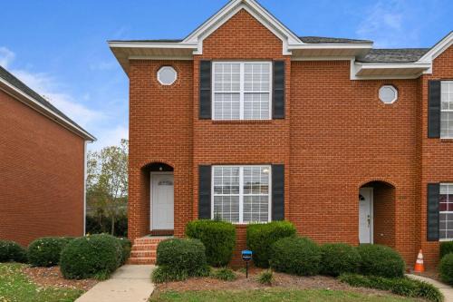 Auburn - Opelika House | Tiger's Den On Dean In Auburn