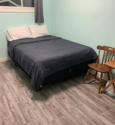 Estevan House | Tight budget room for rent in my singlehouse