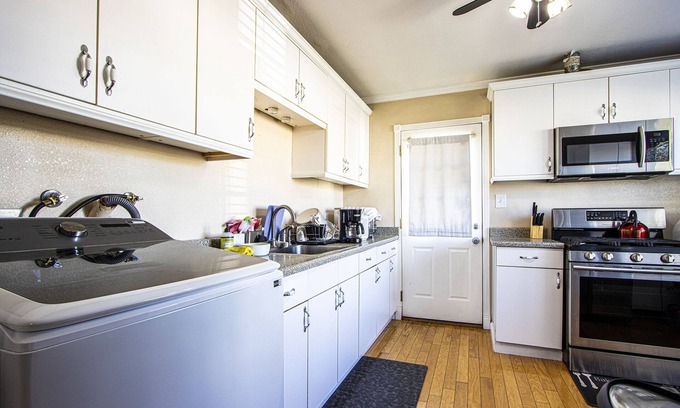 Walnut Valley House | Timeless Elegance + Prime Location