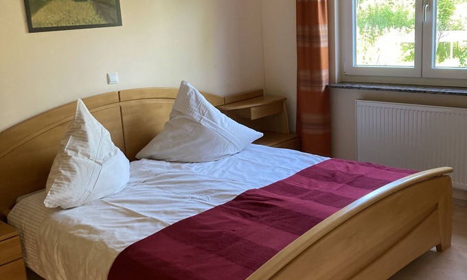 Monschau Apartment | Timeout in Hedge County