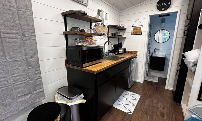 Betsy Layne Apartment | Tiny Home on Wheels: Your Modern Escape Awaits"