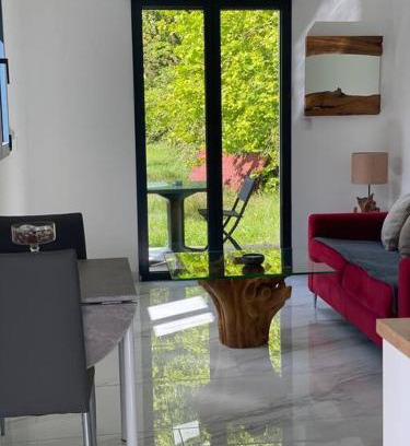 Dammarie Les Lys House | Tiny House DALIA Jardin & forêt 10 min de la gare