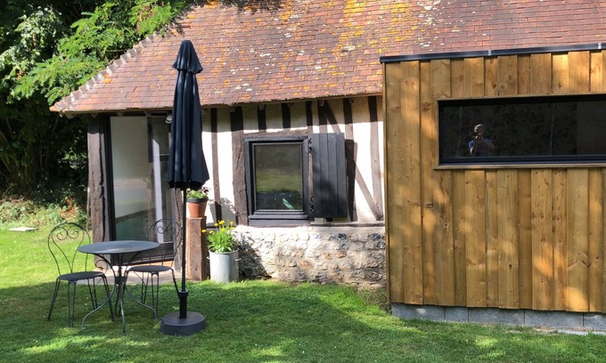 Triqueville Cottage | Tiny House Plein Pied, Ancien Four à Pain, Style Normande, Près de Honfleur
