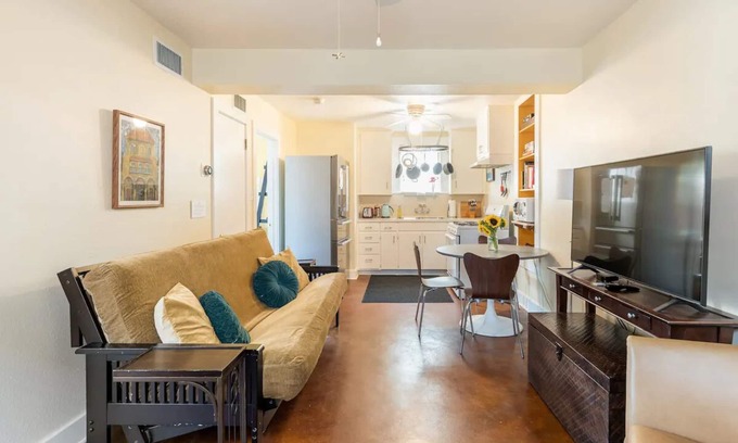 Clarksville House | Tiny Tasteful 3