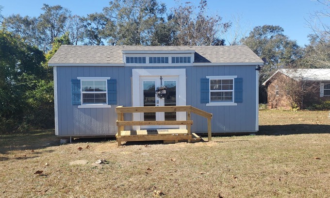 Milton Apartment | Tinyhouse in the country