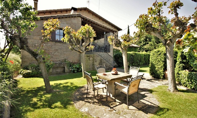 Perafita Cottage | Tipical stone country house with pool and garden.