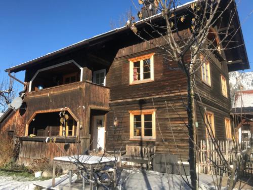 Tannheim Apartment | Tiroler Knusperhäuschen