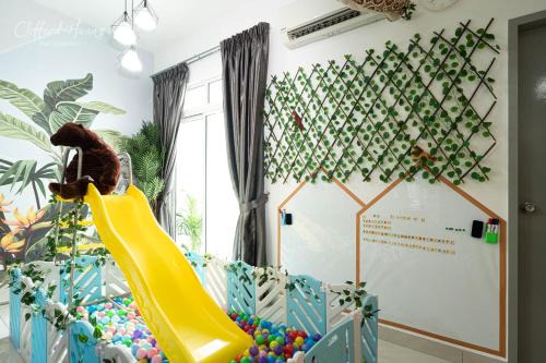 Titiwangsa Sentral Apartment | Titiwangsa Monorial MRT LRT Station to Bukit Bintang Pavilion playground WTC HKL