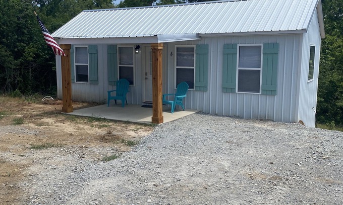 Sugar Tree Cabin | TN River Cabin! Sleeps 5-6! Located on the river! Boat ramp just feet away!