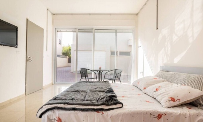 Atlit Apartment | TNC - Elegant Studio, Atlit Beach 3 Minutes Drive