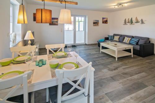 Westeraccumersiel House | To Huus