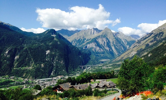 La Salle Apartment | TO L'ANCIENNE FONTAINE