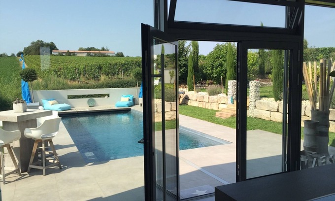 Battenberg Villa | To the vintage villa with vineyards and a view of the Rhine valley