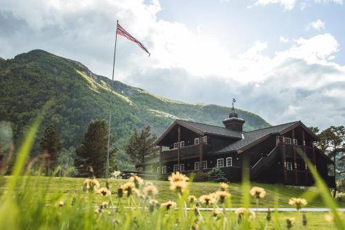 Dovre Hotel | Toftemo Turiststasjon