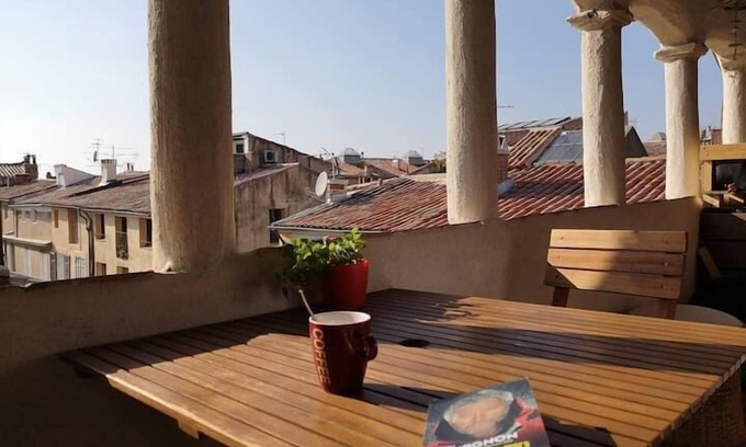 Aix-en-Provence Historic Centre Apartment | Toit Vieil - Terrace with stunning view over Aix rooftops