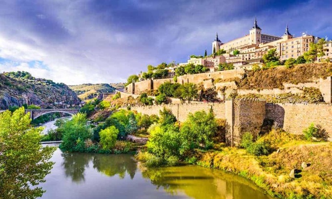 Villamiel de Toledo Apartment | Toledo ciudad de las tres culturas , un lugar para disfrutar todas las familias con sus hijos " DESAYUNO INCLUIDO"