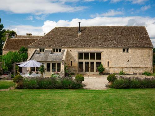 Andoversford House | Tom's Barn