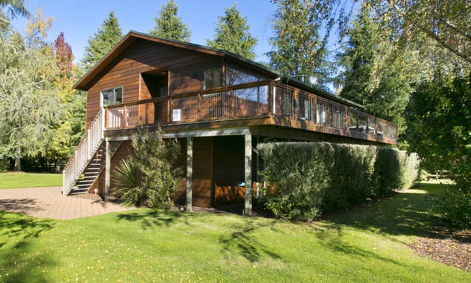 Turangi Cabin | Tongariro Lodge