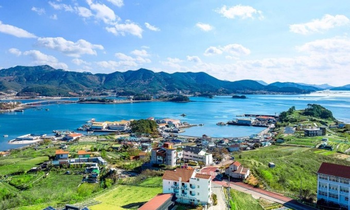 Pinari-gol House | Tongyeong Haeorum Kids Pension