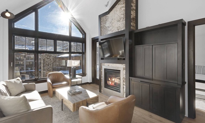 Snowmass Village Condo | Top Floor at Snowmass Gondola! 2 Balconies, AC, W/D, Parking & Outdoor Hot Tubs for Summer Fun!