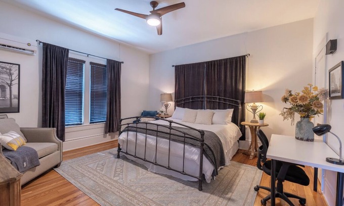 Crestline Heights Apartment | Top Floor Double King Suite