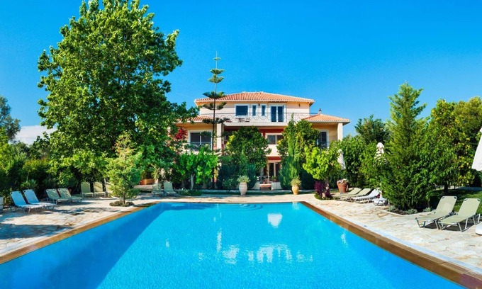 Lefkada Town Villa | Top floor suite near to the town and close to the beach