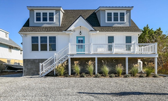 Fenwick Island House | Top Reviewed 5 BD, 3 BA Spacious Canal-front Cottage with 2+ block walk to beach