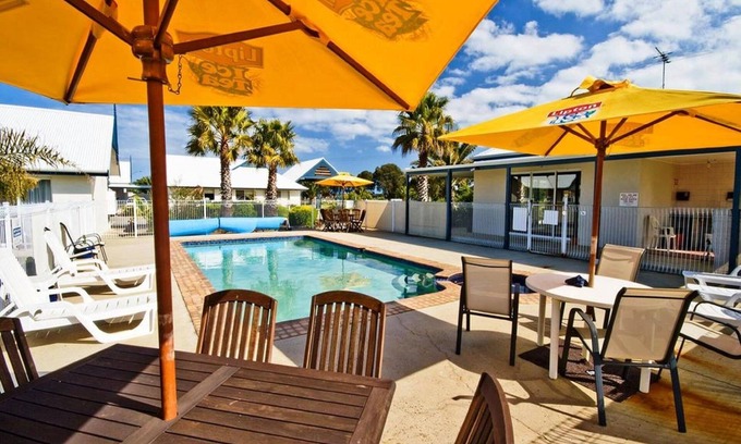 Torquay Hotel | Torquay Tropicana Motel
