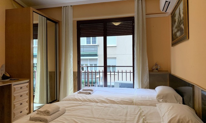 Prosperidad Apartment | Torr Apartments in Madrid: Studio 2A2/Chamartín/Av América/López de Hoyos