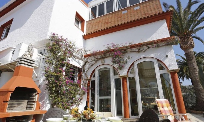 Cambrils House | Torre del Sol by Interhome