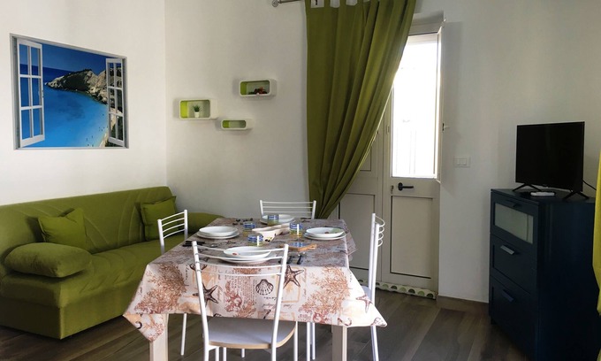 Torre dell'Orso Apartment | Torre dell'Orso Apartment New 4/5 places 350 m from the sand