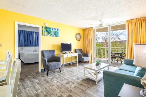 Key West House | Tortuga Suite at Sunrise Suites Resort - Heated Pool, Hot Tub & Free Parking