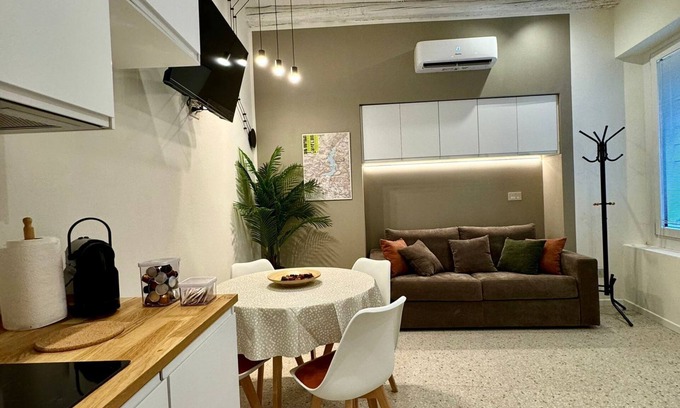 Sale Marasino Apartment | Tosini's Home - Emma Suite