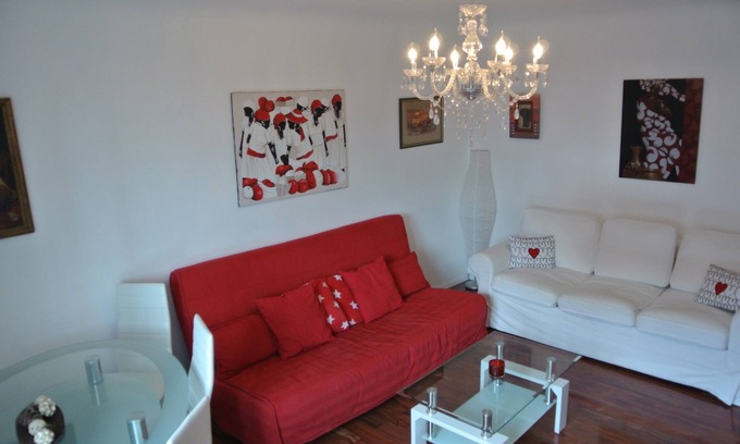 Favoriten Apartment | Totally new apartment, central location, competitive price, WiFi, elevator