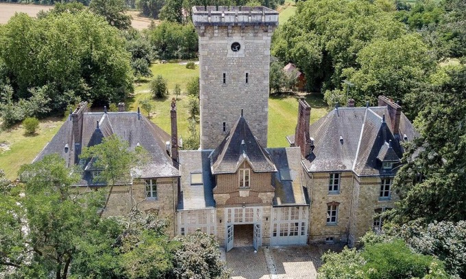 Lorris House | Tour du Bignon 30 beds 2 gites 15