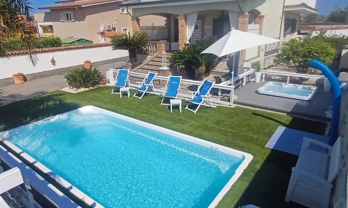 Anzio House | Tourist accommodation of the Sailor -Pool - Gymnasium - Sauna -Whirlpool