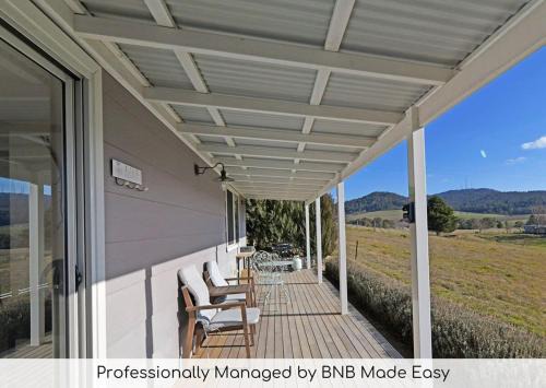 Canobolas House | Towac Cabin 2- Modern Escape, Incredible Views