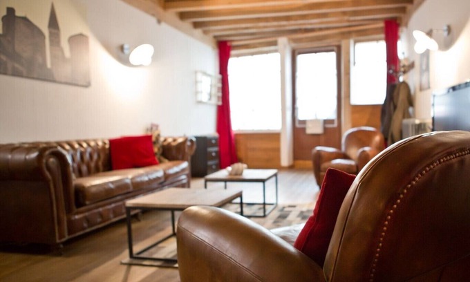 Tournus House | Town house at the foot of the abbey restored in a loft spirit with garden!