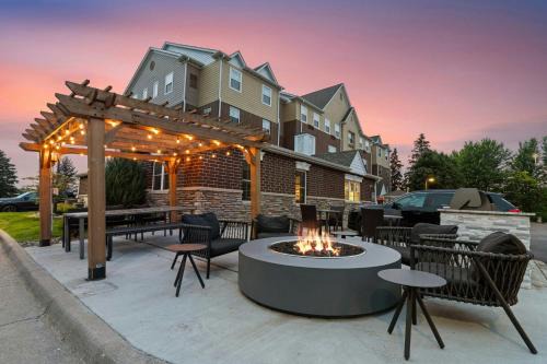 Eden Prairie Hotel | TownePlace Suites Minneapolis Eden Prairie