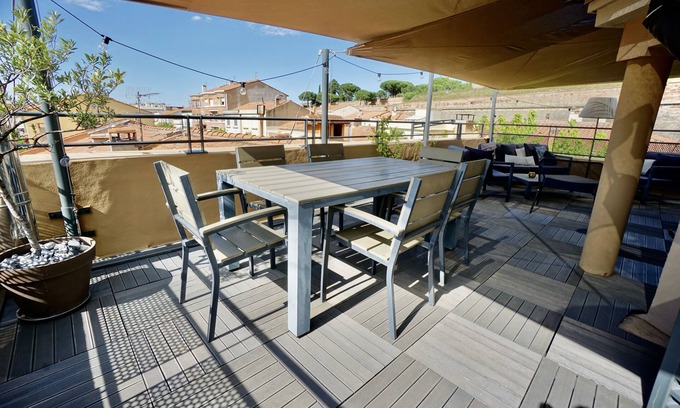 La Real House | Townhome