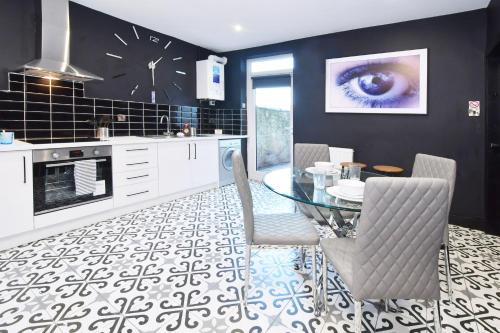 Crewe House | Townhouse @ Henry Street Crewe