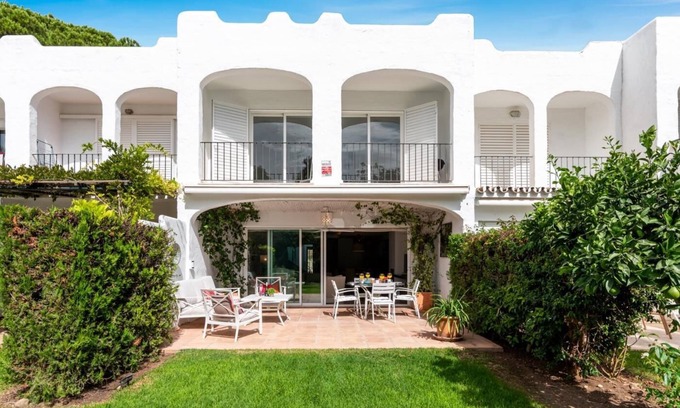 Marbella Cottage | Townhouse in Peña Blanca for 6 people | Nueva Andalucia