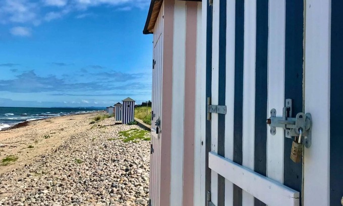 Rageleje Villa | Træhus ved Strand. TV Free House