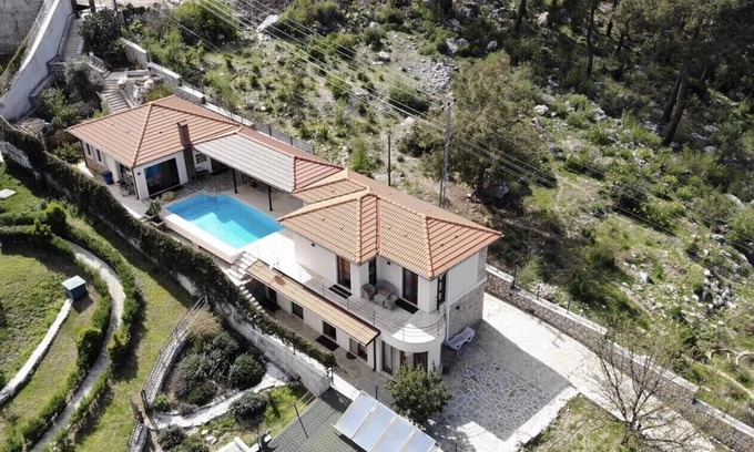 Konyaalti House | Esiyok Villa in Antalya with heated pool