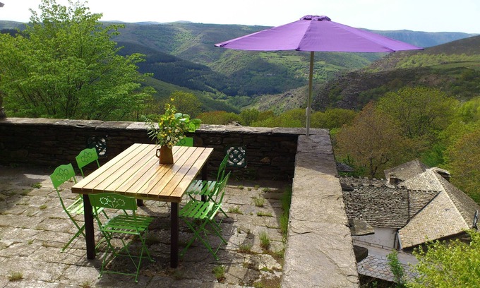 Cans et Cevennes House | TRADITIONAL CEVENOLE HOUSE IN ST JULIEN D'ARPAON 5 TO 20 PEOPLE